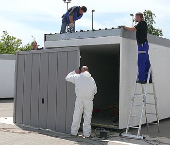 Alles aus einer Hand - komplette Garagenreparatur