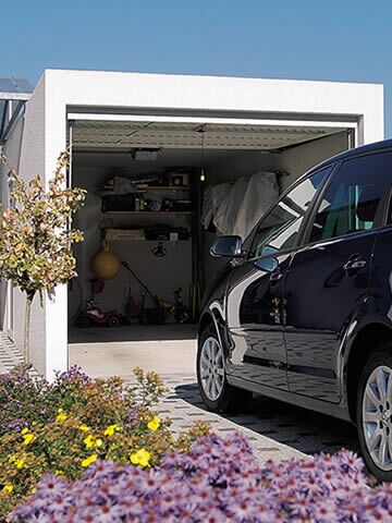 Eine Garage ohne Tor, ist wie ein Auto ohne Fahrer