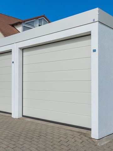 Worauf sollten Oldiebesitzer bei der Garagensanierung achten? - ZAPF  Garagenmodernisierung - wir renovieren, sanieren und reparieren Ihre alte  Garage